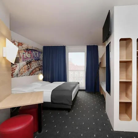 B&B Hotel Berlin Alexanderplatz-2